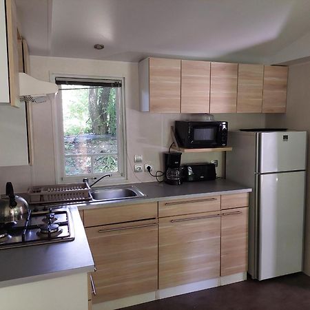 Mobilhome 6 Personnes Camping 4* Chateauneuf-de-Galaure Εξωτερικό φωτογραφία